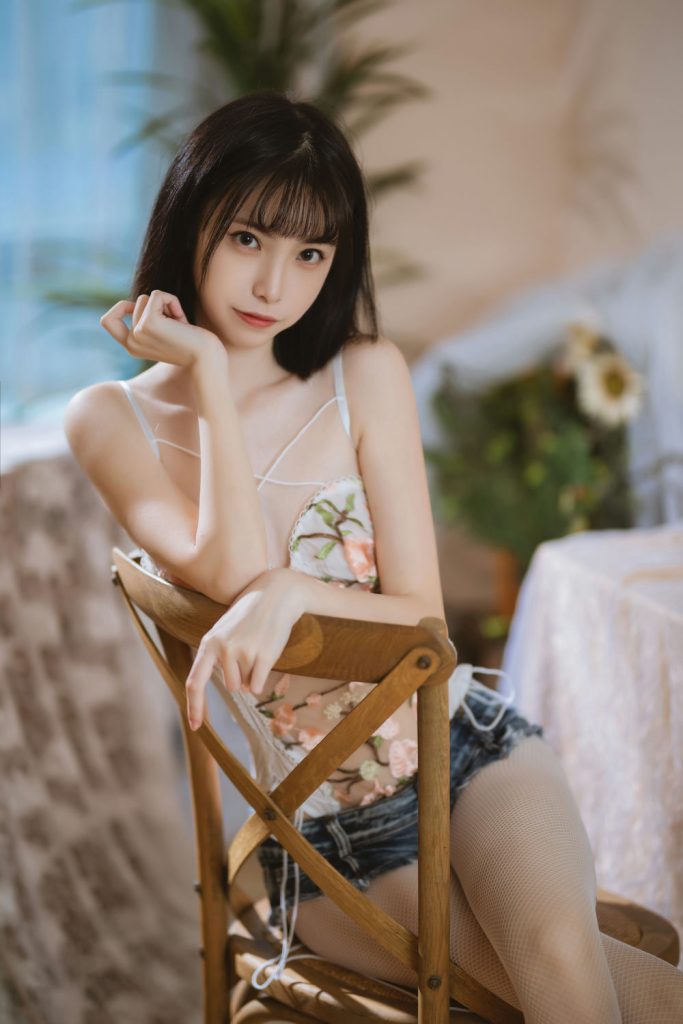 图片[3]-许岚LAN – 全套合集&随包视频37套[19.4G-2025.1]-二次元小窝 | 高清Cosplay写真图集整理与角色摄影作品更新