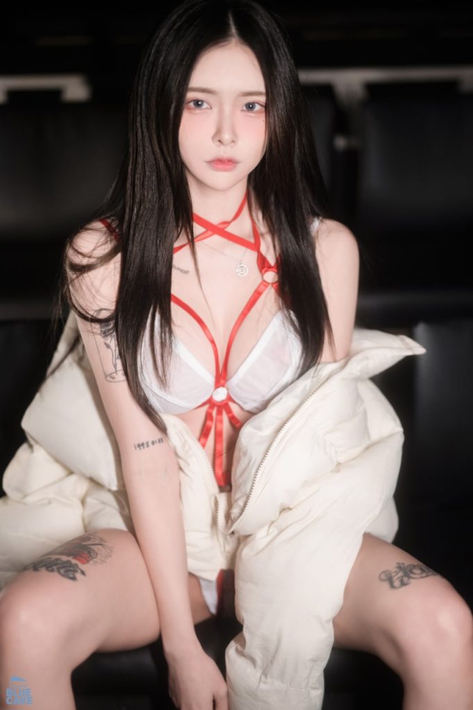 图片[1]-Yuka(유카) – 全套18期&随包视频[23.3G]-二次元小窝 | 高清Cosplay写真图集整理与角色摄影作品更新