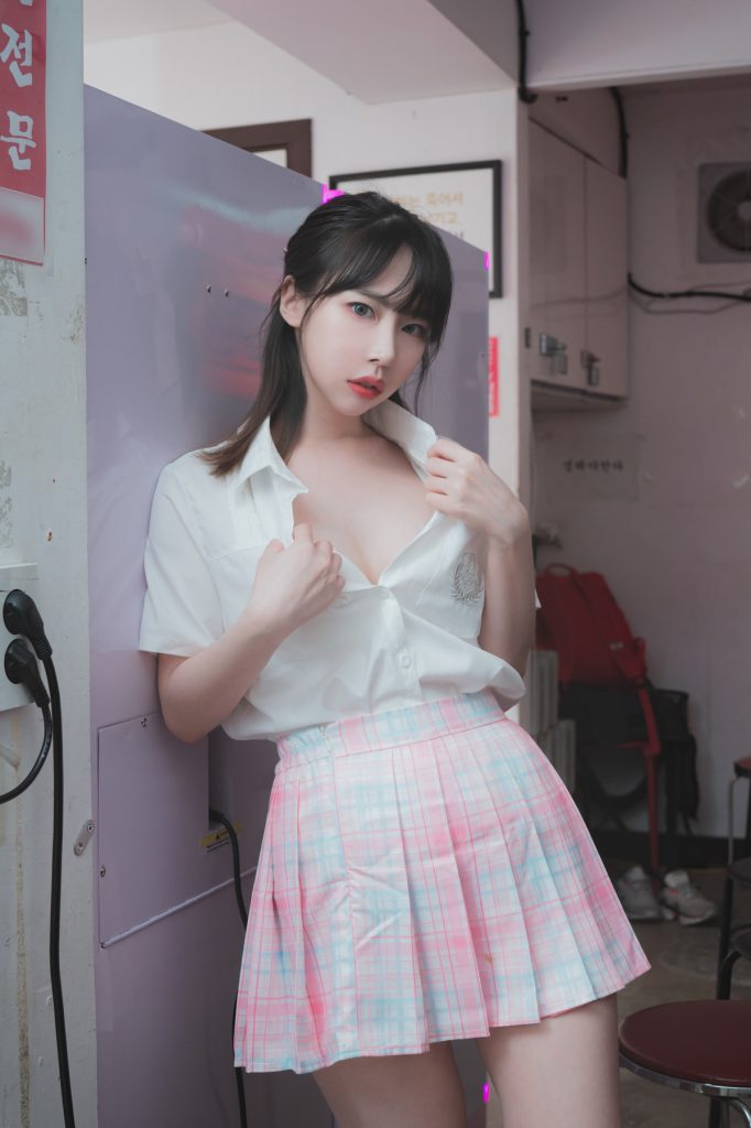 图片[3]-Uhye(이유혜) – 全套14期[10.6G]-二次元小窝 | 高清Cosplay写真图集整理与角色摄影作品更新